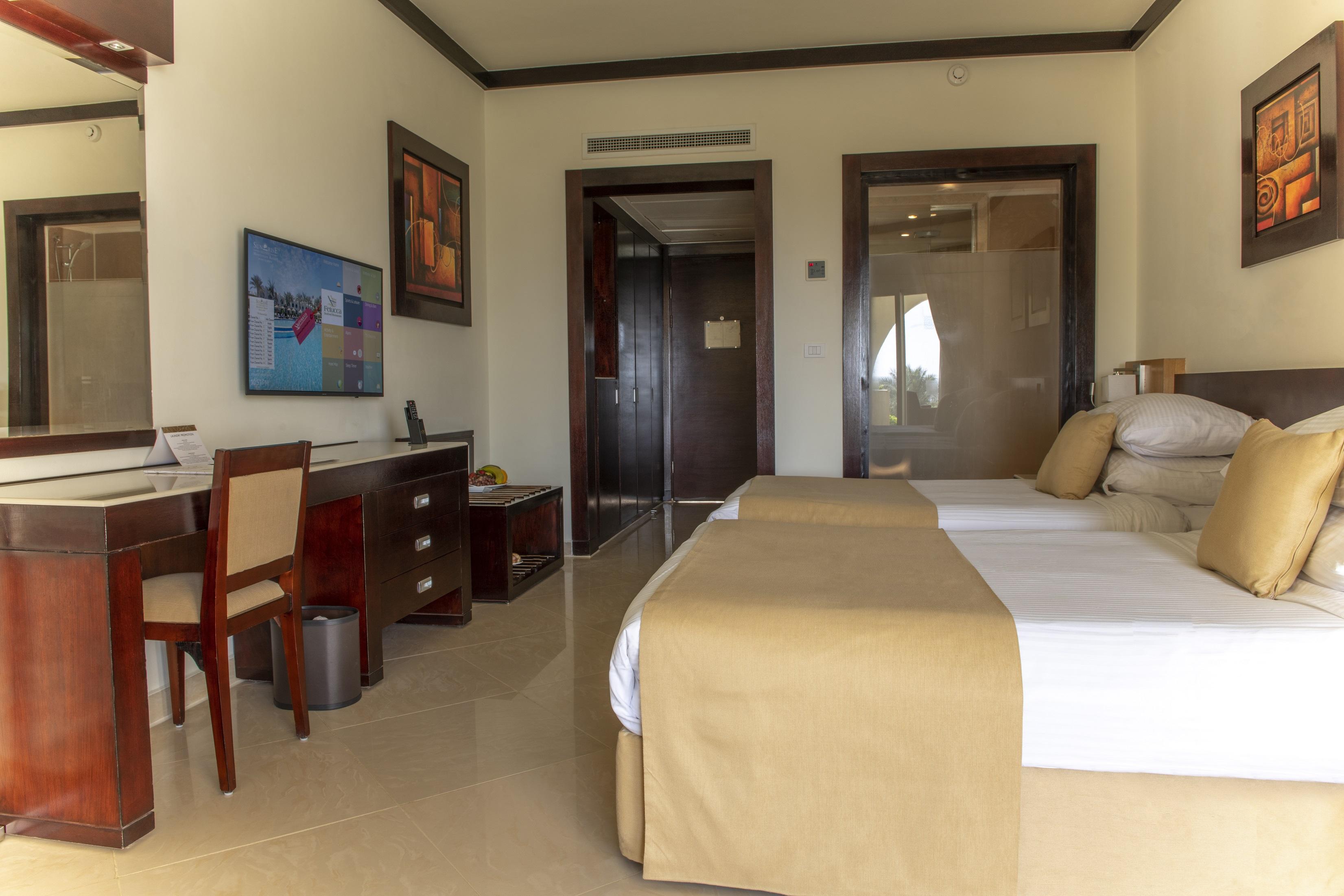 שארם א-שייח Sunrise Montemare Resort -Grand Select (Adults Only) מראה חיצוני תמונה A room at the Hilton Sharm El Sheikh