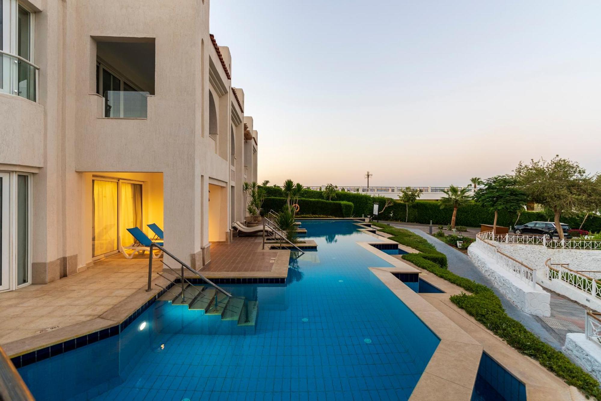 שארם א-שייח Sunrise Montemare Resort -Grand Select (Adults Only) חדר תמונה The swimming pool at the hotel